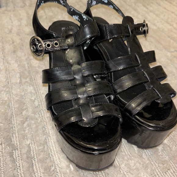 LAMODA x Dolls Kill Platform Gladiator Sandals - Picture 4 of 5
